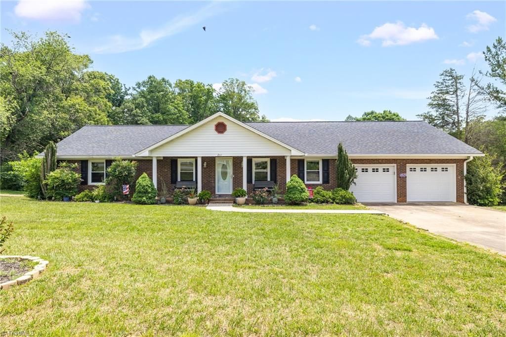 261 Westerly Park Road, Eden, NC 27288
