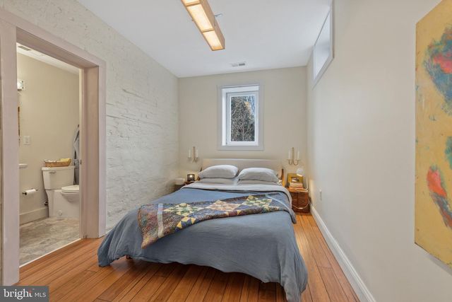 204-1 S CASTLE ST, Baltimore, MD 21231