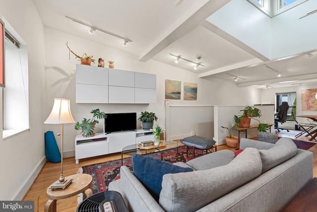 204-1 S CASTLE ST, Baltimore, MD 21231