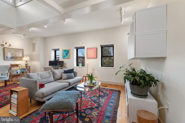 204-1 S CASTLE ST, Baltimore, MD 21231