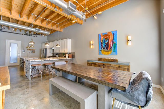 902 E 27th Street, Houston, TX 77009