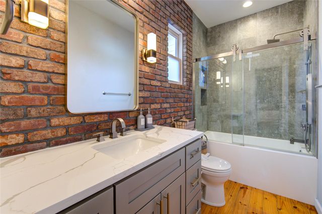 902 E 27th Street, Houston, TX 77009