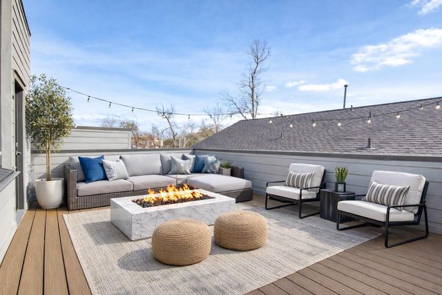 902 E 27th Street, Houston, TX 77009