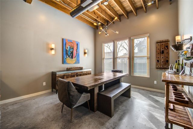 902 E 27th Street, Houston, TX 77009