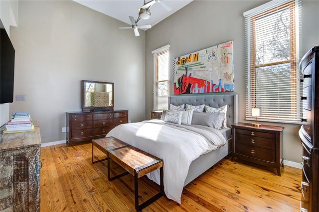 902 E 27th Street, Houston, TX 77009