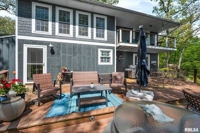 545 WHISPERING OAKS Drive, Groveland, IL 61535