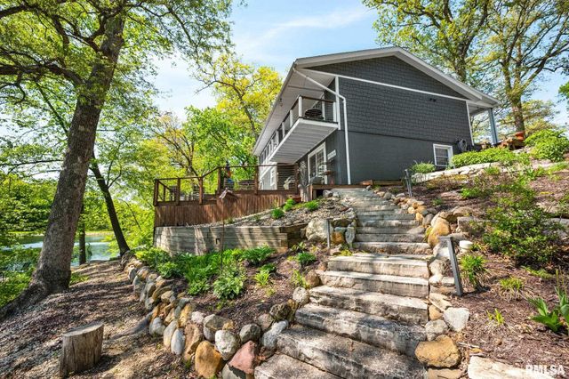 545 WHISPERING OAKS Drive, Groveland, IL 61535