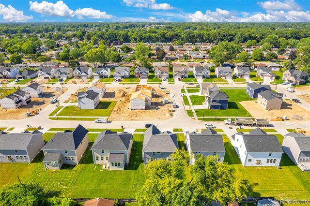 36293 Monroe, Westland, MI 48186