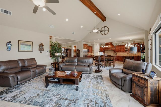 114 Blackfoot Trail, Lake Kiowa, TX 76240
