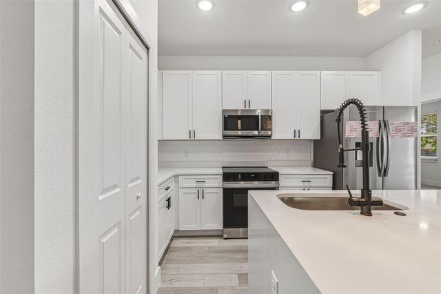 2315 MISTLETO LANE, North Port, FL 34286