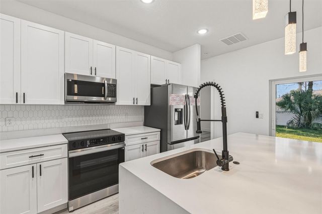 2315 MISTLETO LANE, North Port, FL 34286