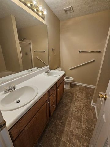 150 Valley Drive, Stockbridge, GA 30281