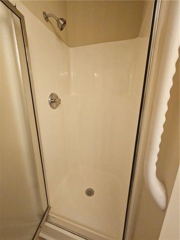 150 Valley Drive, Stockbridge, GA 30281
