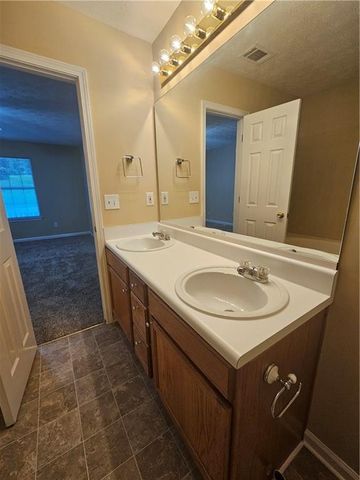 150 Valley Drive, Stockbridge, GA 30281