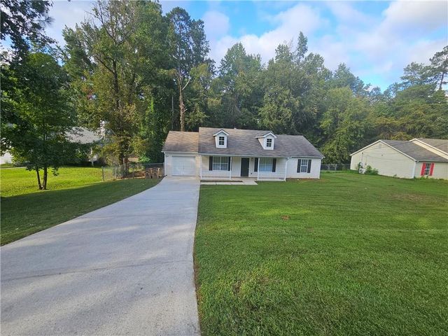 150 Valley Drive, Stockbridge, GA 30281