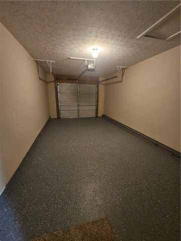 150 Valley Drive, Stockbridge, GA 30281