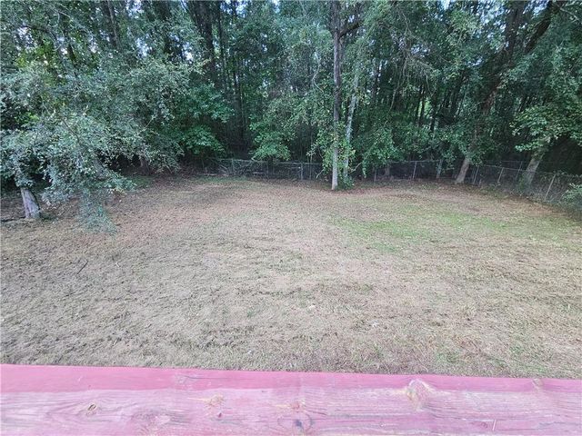150 Valley Drive, Stockbridge, GA 30281