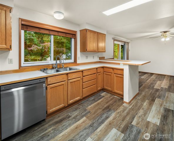 5817 E 398th, Eatonville, WA 98328