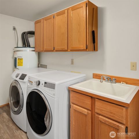 5817 E 398th, Eatonville, WA 98328