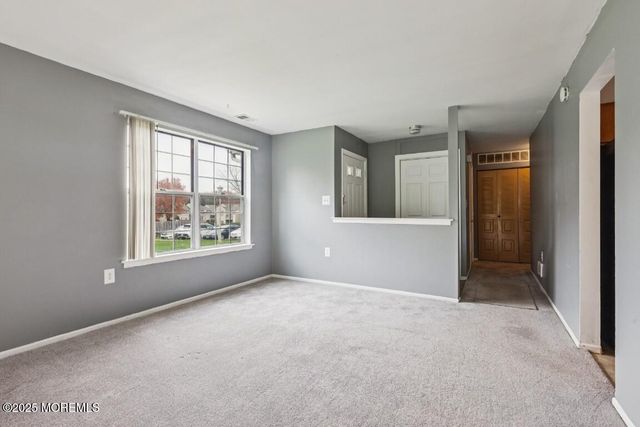 15 Lindsey Circle, 15, Old Bridge, NJ 08857