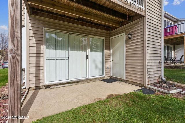 15 Lindsey Circle, 15, Old Bridge, NJ 08857