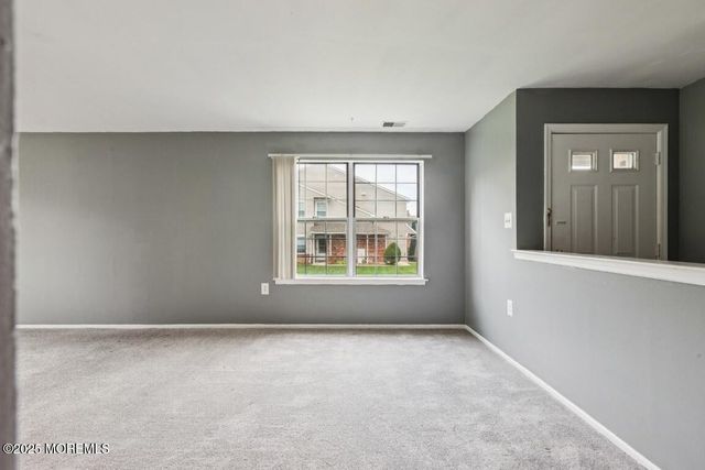 15 Lindsey Circle, 15, Old Bridge, NJ 08857