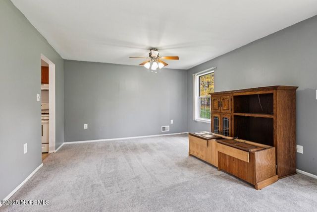 15 Lindsey Circle, 15, Old Bridge, NJ 08857