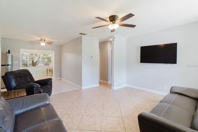 6212 FLORIDA CIRCLE W, Apollo Beach, FL 33572
