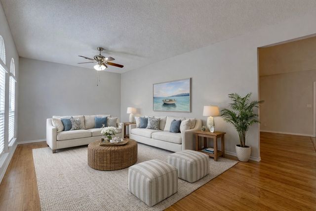 2305 Buckeye Drive, Mesquite, TX 75181