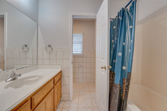 2305 Buckeye Drive, Mesquite, TX 75181