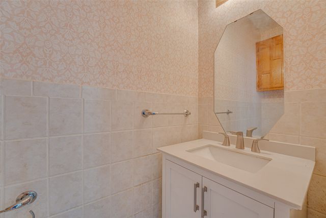 2305 Buckeye Drive, Mesquite, TX 75181