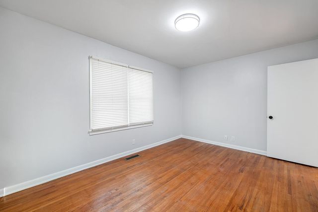 440 N Colby Ave, Valley Center, KS 67147