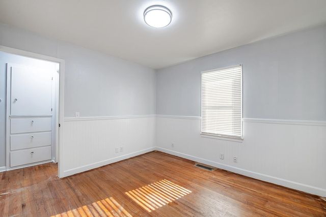 440 N Colby Ave, Valley Center, KS 67147