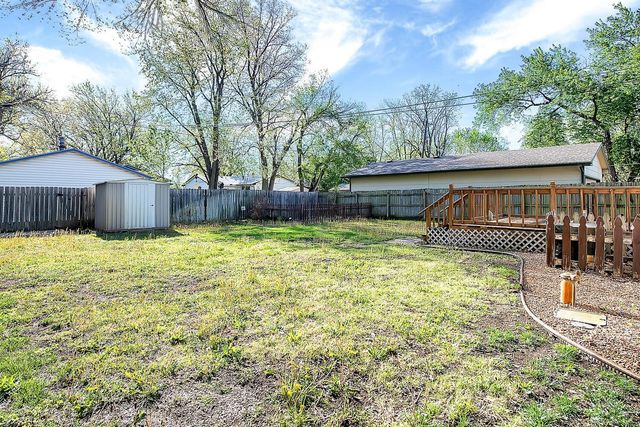 440 N Colby Ave, Valley Center, KS 67147