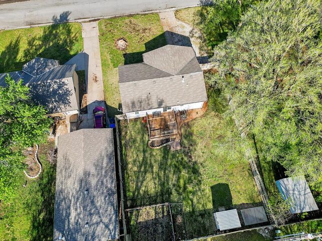 440 N Colby Ave, Valley Center, KS 67147