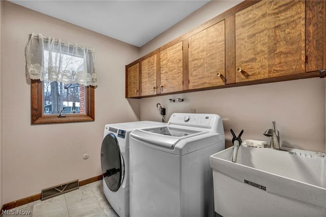 19890 Idlewood Trail, Strongsville, OH 44149