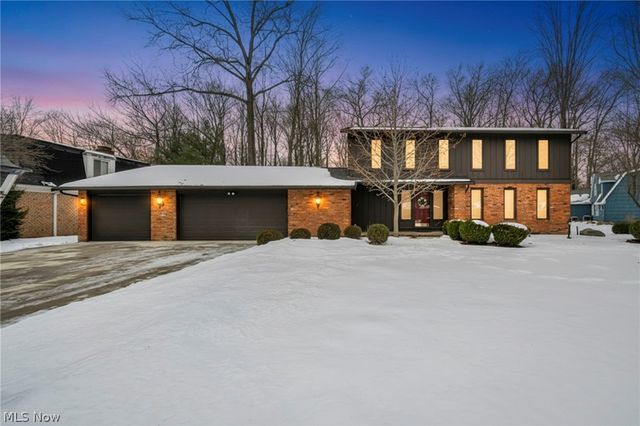 19890 Idlewood Trail, Strongsville, OH 44149