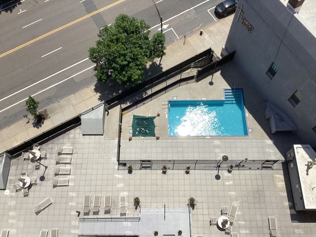 566 Commonwealth Ave 308, Boston, MA 02215