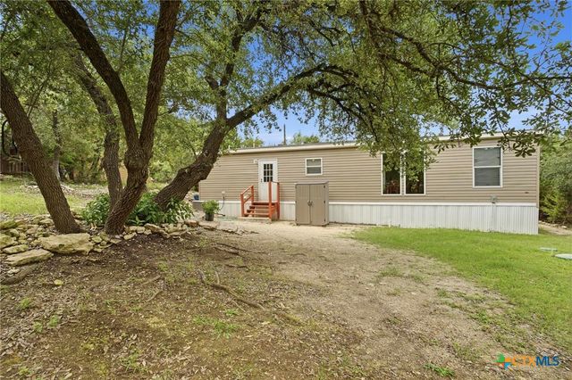 327 Lost Antler Drive, Canyon Lake, TX 78133
