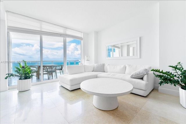 3801 Collins Ave 1105, Miami Beach, FL 33140