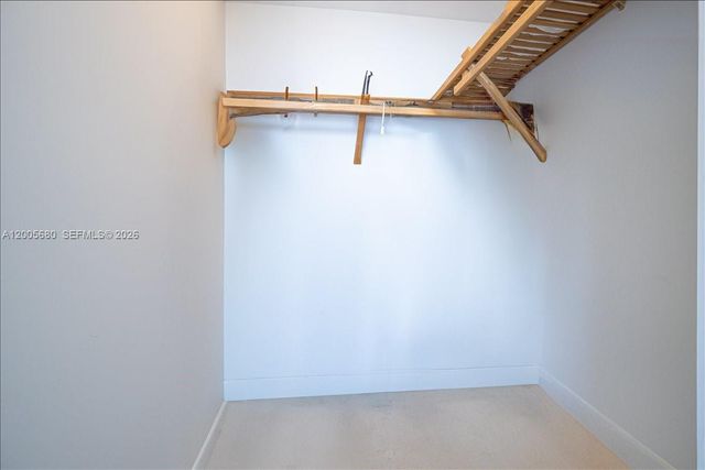 3801 Collins Ave 1105, Miami Beach, FL 33140