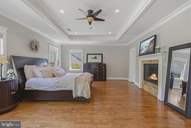 3651 N HARRISON ST N, Arlington, VA 22207