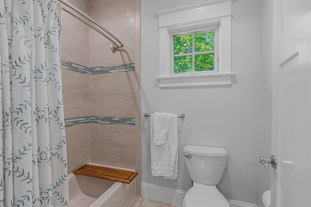3651 N HARRISON ST N, Arlington, VA 22207