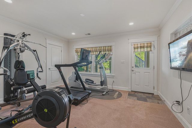 3651 N HARRISON ST N, Arlington, VA 22207