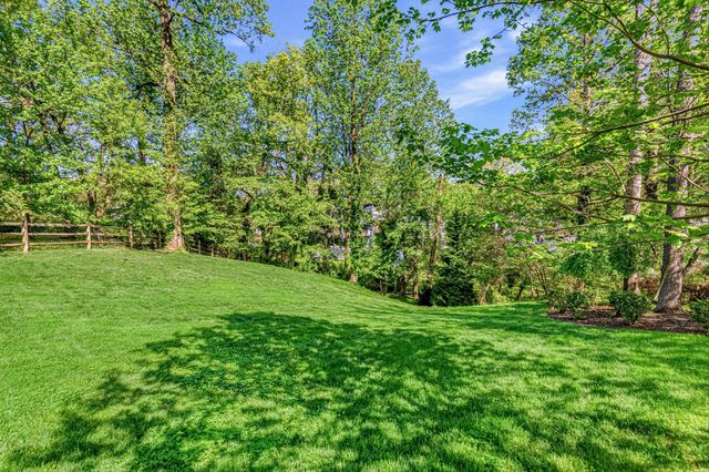 3651 N HARRISON ST N, Arlington, VA 22207