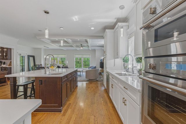 3651 N HARRISON ST N, Arlington, VA 22207