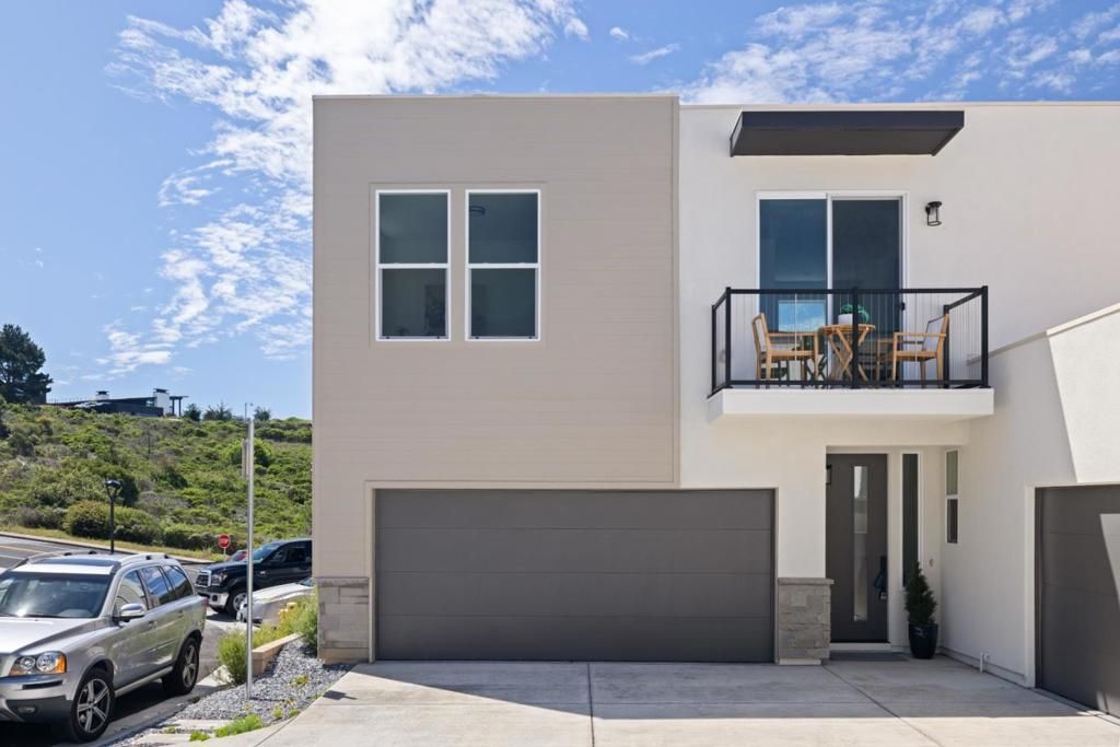 Image 27 of property listing at 801 Fassler Avenue, Pacifica, CA 94044