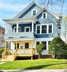 33 Andrews Street, New Britain, CT 06051