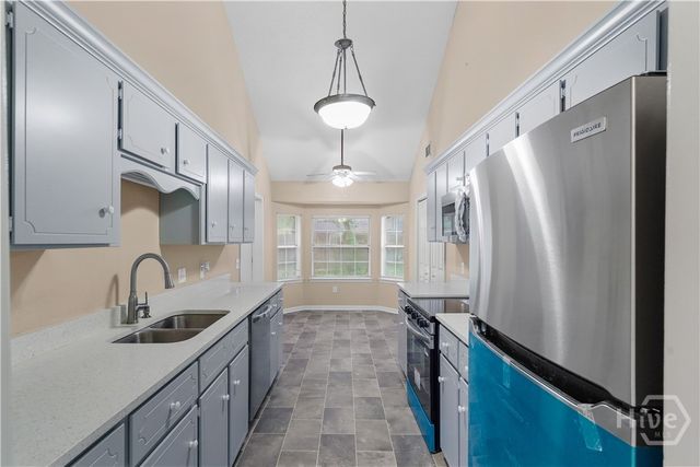 612 Trevor Street, Hinesville, GA 31313