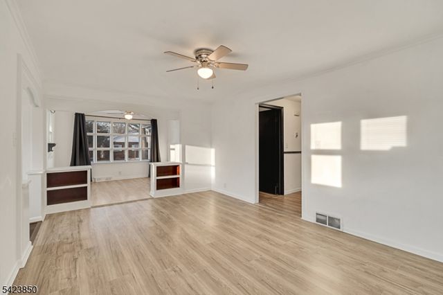 34 N 15Th Ave, Manville Boro, NJ 08835